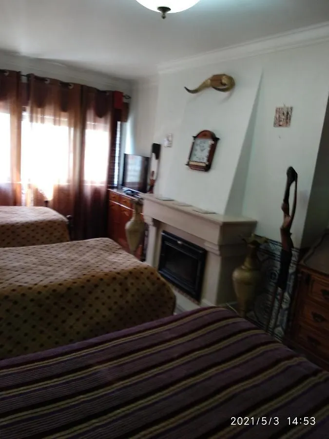 Quartos Cesário Verde Massamá Queluz Casa de hóspedes